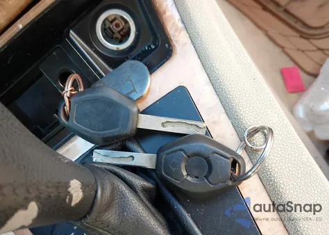 2005 BMW X3 2.5I z USA, uszkodzony, nr VIN WBXPA73465WC47391